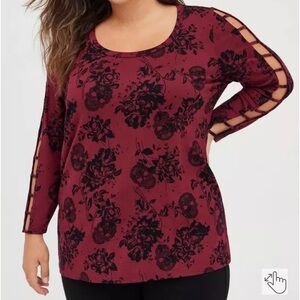 Super Soft Skull Scoop Neck Strappy Sleeve Long Sleeve Tee